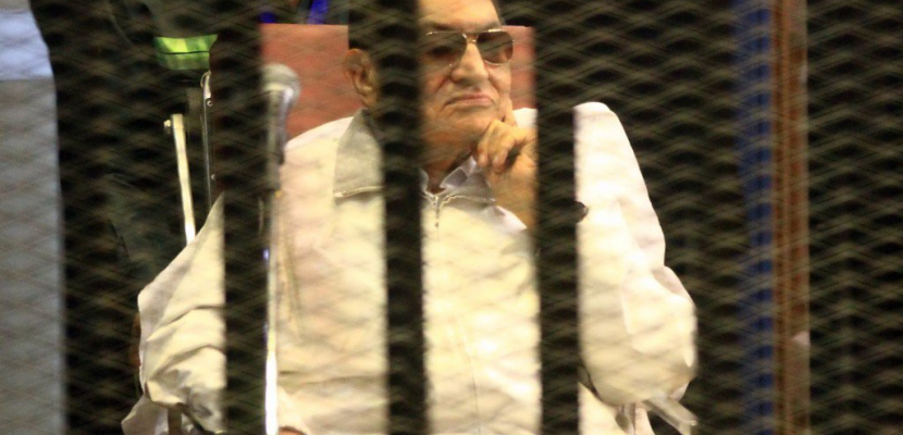 تأجيل نظر طعون مبارك ونظيف والعادلي على قطع الاتصالات لـ10 يناير للإطلاع