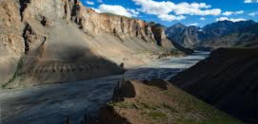 الأنهار الجليدية في هضبة التيبت تسجل أعلى حرارة في ألفي عام