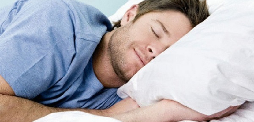 النوم 7 إلى 8 ساعات يقلل الإجازات المرضية