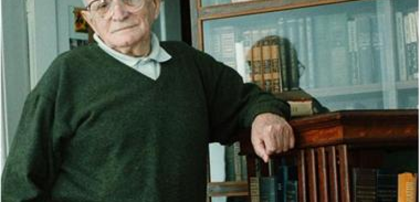 وفاة بيتروف صاحب نوبل وأبرز شعراء بلغاريا المعاصرين