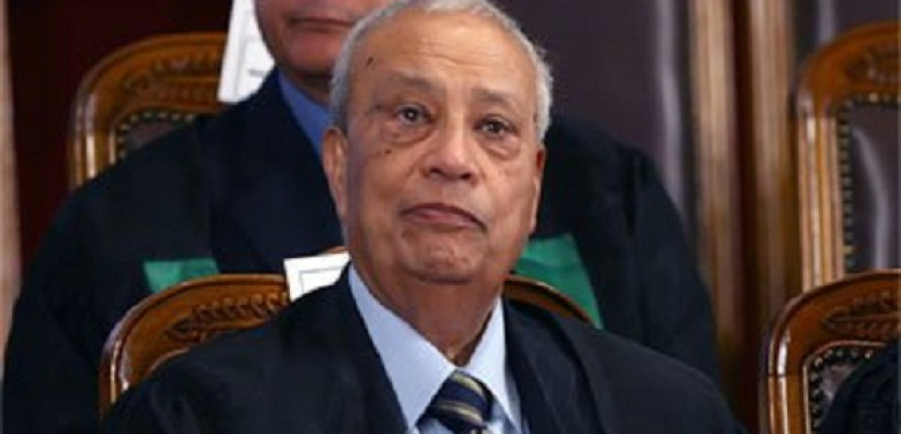 وفاة رئيس وزراء مصر الأسبق عاطف عبيد