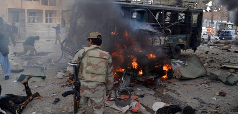 40 قتيلاً مسلحاً في غارات جوية بباكستان