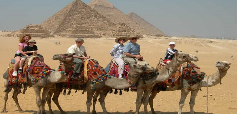 المركزي للإحصاء: 2.9 % ارتفاعا في أعداد السائحين الوافدين إلى مصر خلال يوليو