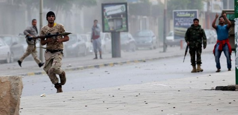 مقتل جنديين من الجيش الليبى وإصابة آخرين جراء اشتباكات فى بنغازى