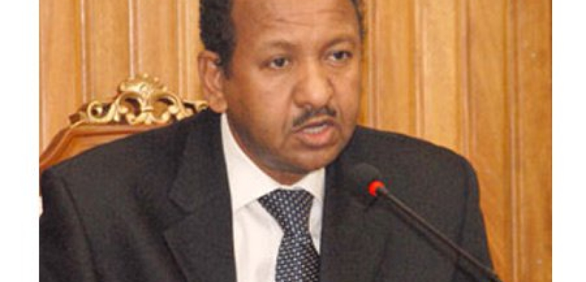 وزير الاستثمار السوداني يبدأ زيارة للقاهرة