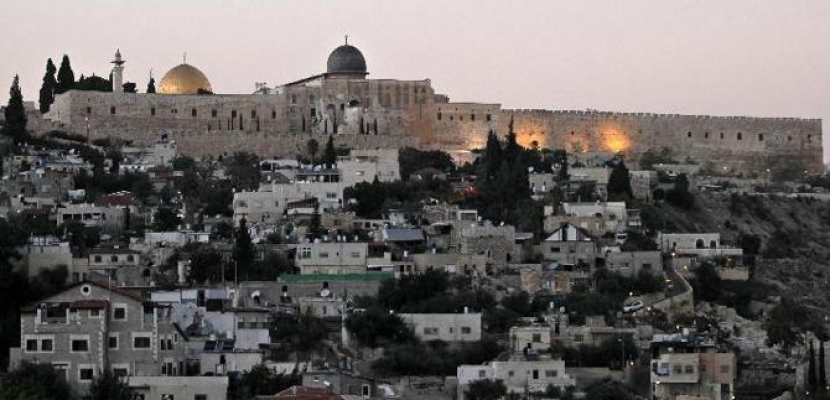 إسرائيل تعيد فتح المسجد الأقصى