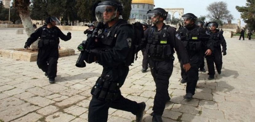 الإندبندنت: تزايد العنف بين الإسرائيليين والفلسطينيين “إعلان للحرب” في القدس