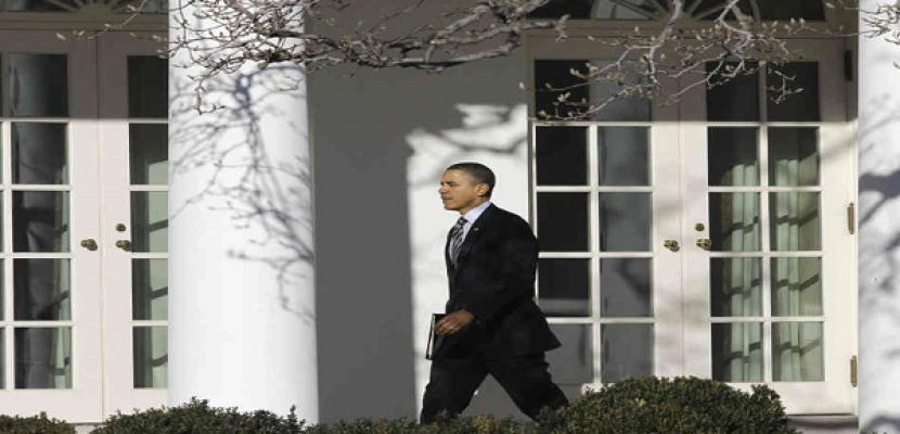 أوباما يعقد اجتماعا بشأن إيبولا في البيت الأبيض ويؤجل رحلة سياسية