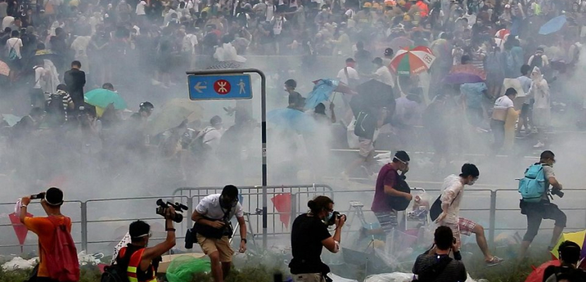 حركة “احتلوا وسط هونغ كونغ” تعرقل التطور الديمقراطي للمدينة