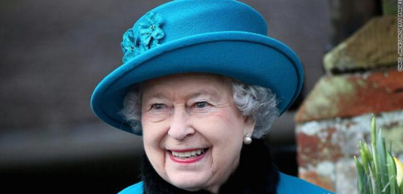 الملكة إليزابيث الثانية تغرد لأول مرة على تويتر