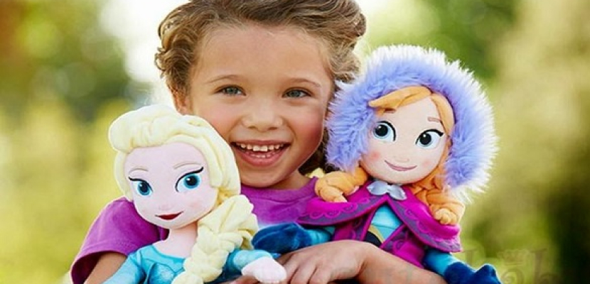 شخصيات فيلم Frozen  تتفوق على Barbie بين لعب الأطفال بأعياد الميلاد