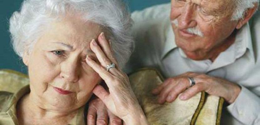 لحظات تفرق بين وفاة زوجين بريطانيين بعد رحلة عمر لمدة 65 عاما