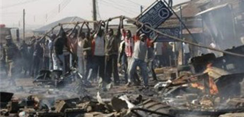 استشهاد 64 شخصا في تفجيرات استهدفت مسجدا شمال نيجيريا