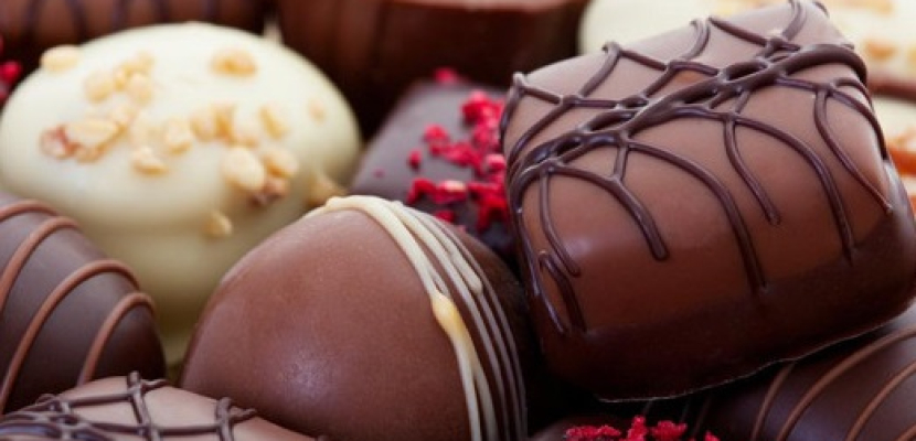 الشوكولاتة تقي من أمراض القلب وتحسن المزاج