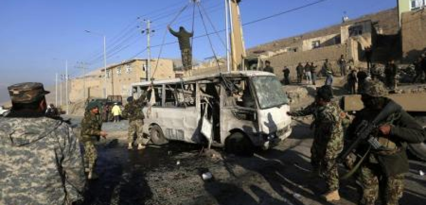 مقتل 40 شخصًا في هجوم مسلح على حافلة جنوب باكستان
