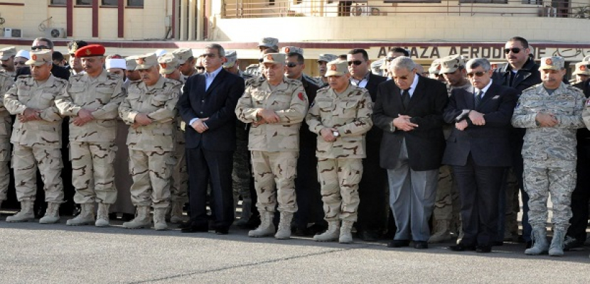 رئيس الوزراء ووزراء الدفاع والداخلية يتقدمون جنازة شهداء الحادث الإرهابي