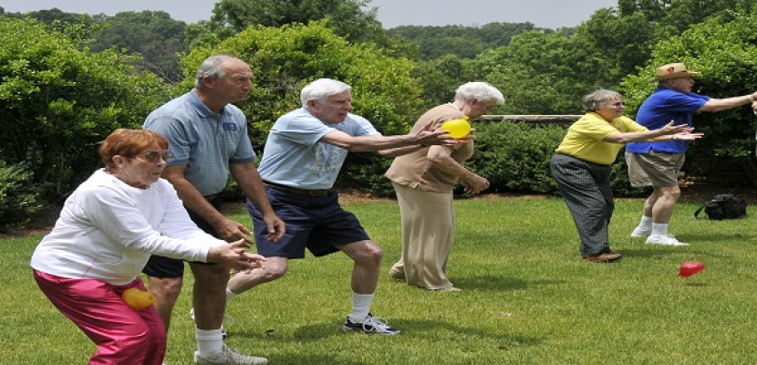 “لعبة الاستغماية” لكبار السن تعمل على تحسين توازنهم