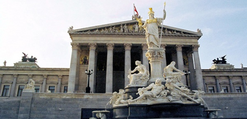 برلمان النمسا يقر تشريعاً جديداً يشجع “إسلاماً أوروبياً”
