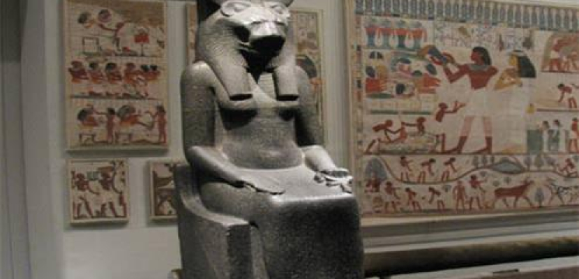اكتشاف تمثالين من الجرانيت لـ”سيدة الحرب” بمصر القديمة بالأقصر