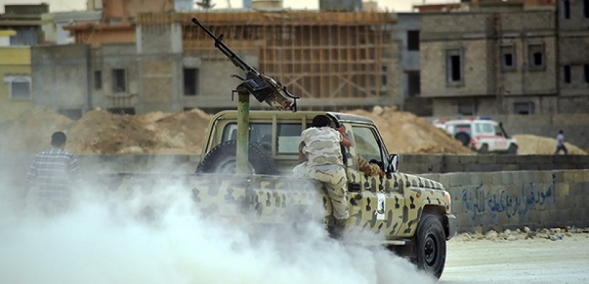 اشتباكات عنيفة بين الجيش الليبي وتنظيم “داعش” ومقتل آمر سرية تابع للجيش