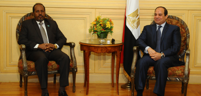 الرئيس السيسي يجري مباحثات مع قادة الدول المشاركين في القمة العربية