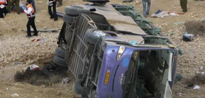 مقتل 12 راكبا فى انقلاب حافلة بالإكوادور
