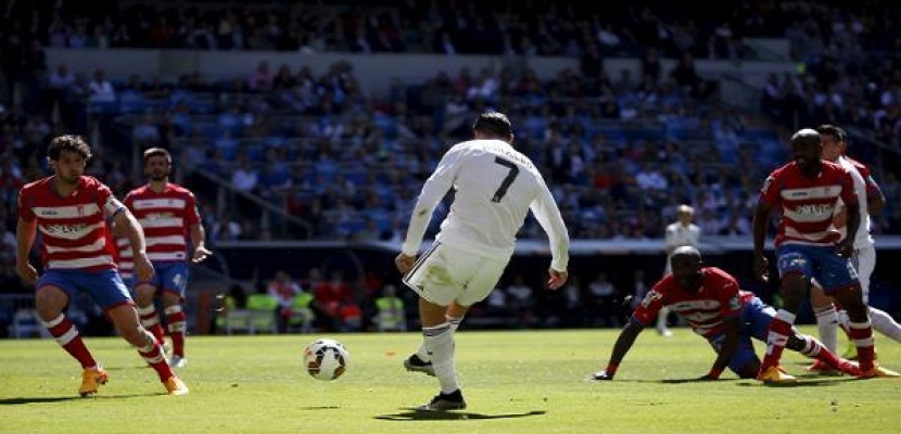 رونالدو يقود ريال مدريد لسحق غرناطة بتسعة أهداف في الدوري الأسباني