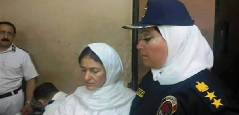 النائب العام يقرر إحالة “سيدة المطار “ياسمين النرش لمحاكمة جنائية عاجلة
