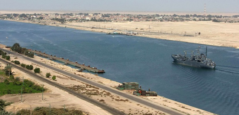 “وول ستريت جورنال”: قناة السويس الجديدة إنجاز كبير لمصر في ظل صعوبات اقتصادية