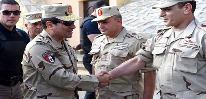 السيسي بالزى العسكرى : مصر قوية وستنتصر علي الإرهاب