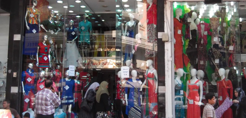 “شعبة الملابس” تتوقع رواج السوق في الأيام الأخيرة من شهر رمضان