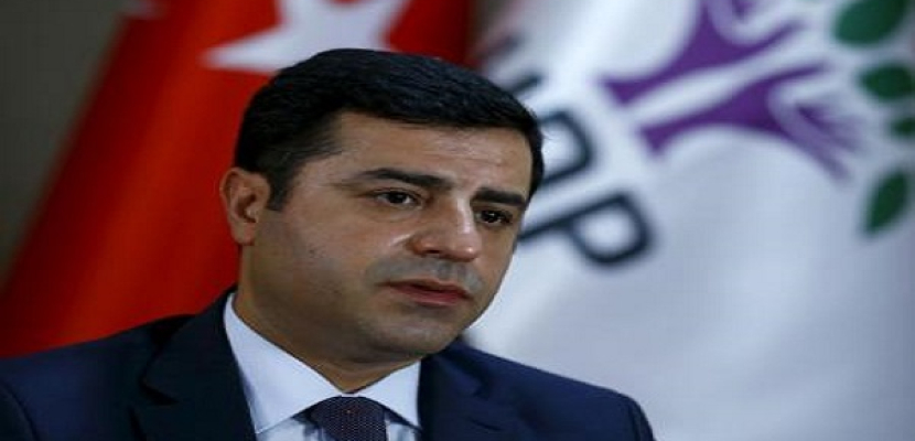 الإدعاء التركي يفتح تحقيقا ضد زعيم المعارضة المؤيدية للأكراد