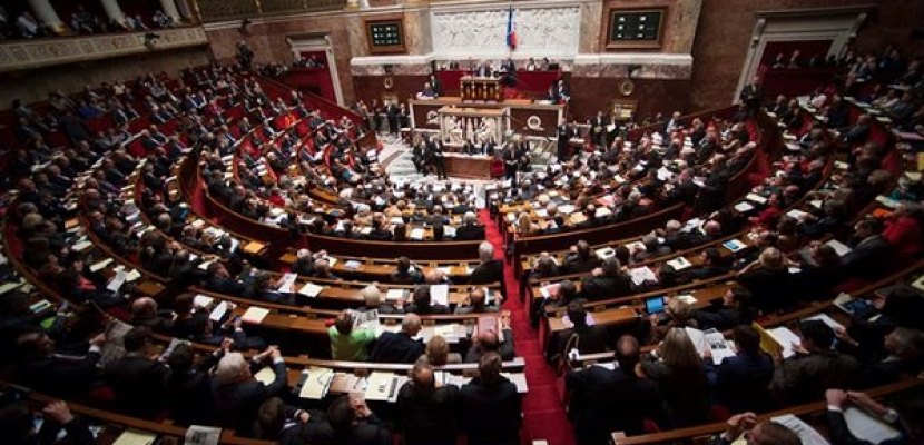 البرلمان الفرنسى يوافق على تمديد حالة الطوارئ 3 أشهر