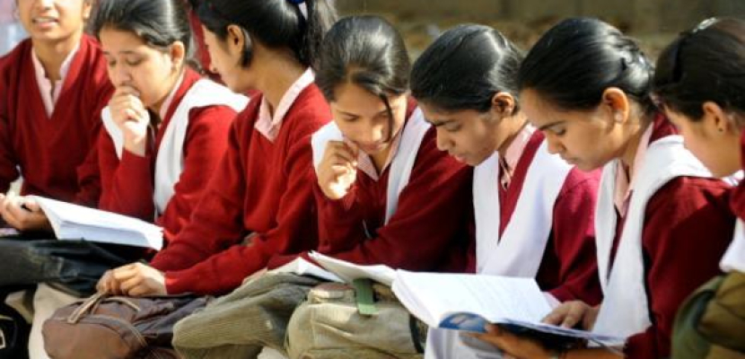 الهند تخصص زي “محدد” لمنع الغش بالامتحانات