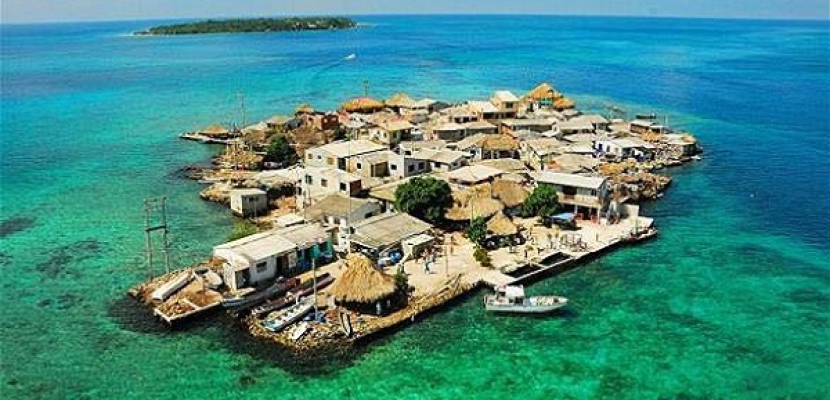 “سانتا كروز”  الجزيرة الأكثر ازدحامًا في العالم