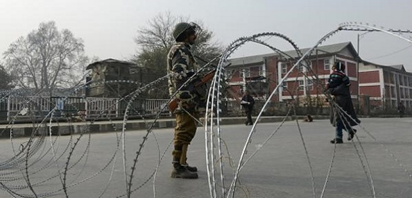 الجيش الهندي: مقتل جنديين هنديين في قصف على حدود كشمير