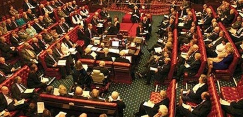 برلمانيون بريطانيون يطالبون بسوق قانوني لبيع الحشيش