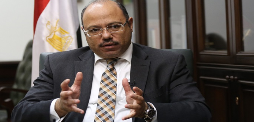 وزير المالية يطالب الجمارك بسرعة إنهاء إجراءات الطرود والشحنات