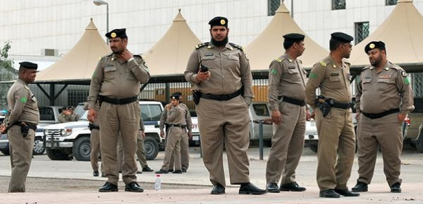 السعودية: ضبط إرهابيين وبحوزتهما أسلحة ومتفجرات ومطاردة آخرين بالرياض