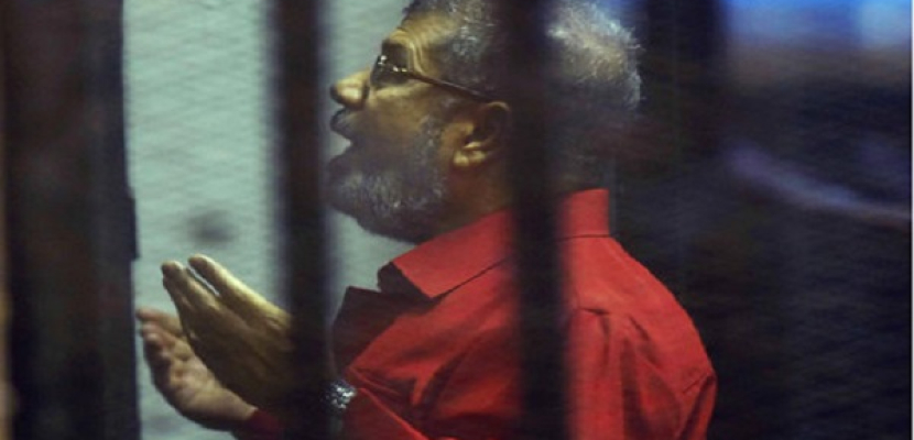 تأجيل إعادة محاكمة مرسي وقيادات الإخوان في قضية التخابر إلى 3 ديسمبر