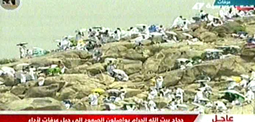 حجاج بيت الله الحرام يواصلون الصعود إلى جبل عرفات 23-09-2015