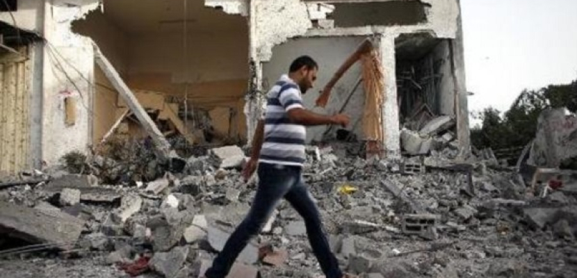 صحيفة الخليج الإماراتية : من ينقذ قطاع غزة ؟