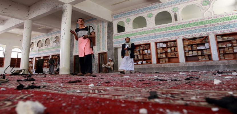 25 قتيلا يمنيا في هجوم على مسجد بصنعاء أثناء صلاة عيد الأضحى