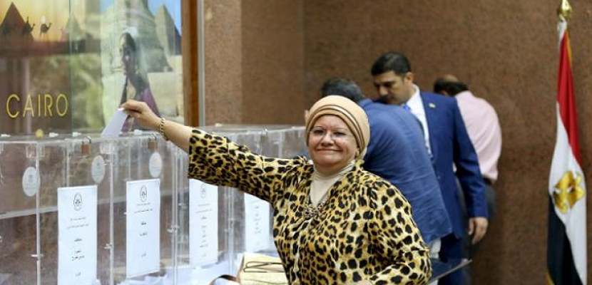 المصريون في الخارج يواصلون التصويت في انتخابات البرلمان لليوم الثاني