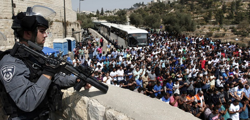 قوات الإحتلال تقصر دخول القدس على المستوطنين والسياح