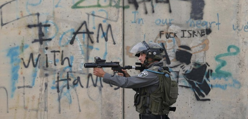 استشهاد فلسطينية برصاص قوات الإحتلال في الخليل