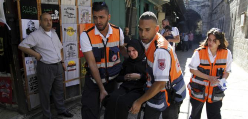 الهلال الأحمر: 77 جريحًا فلسطينيًا برصاص إسرائيلي خلال 24 ساعة