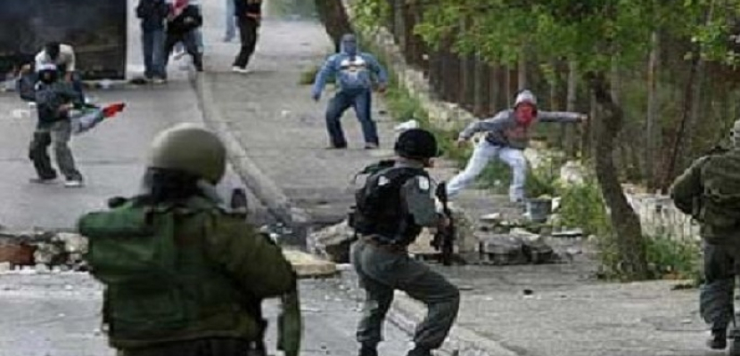 إصابة عشرات الفلسطينيين خلال اشتباكات مع الاحتلال بنابلس