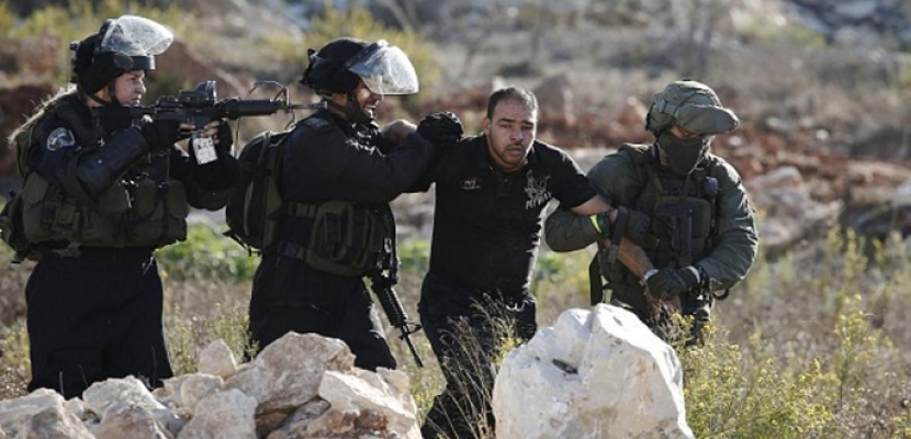 حملة اعتقالات اسرائيلية تطال 19 فلسطينياً فى الضفة الغربية والقدس