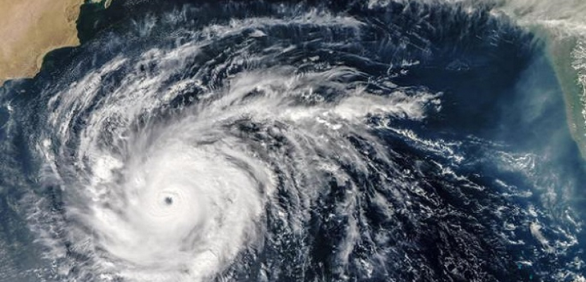 نيوزيلندا تحذر من تعطل حركة الطيران بسبب الإعصار جيتا